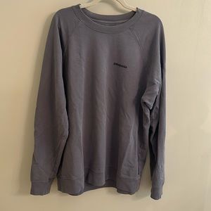 Patagonia sweatshirt. Men’s XL. Good condition. small imperfection back collar.